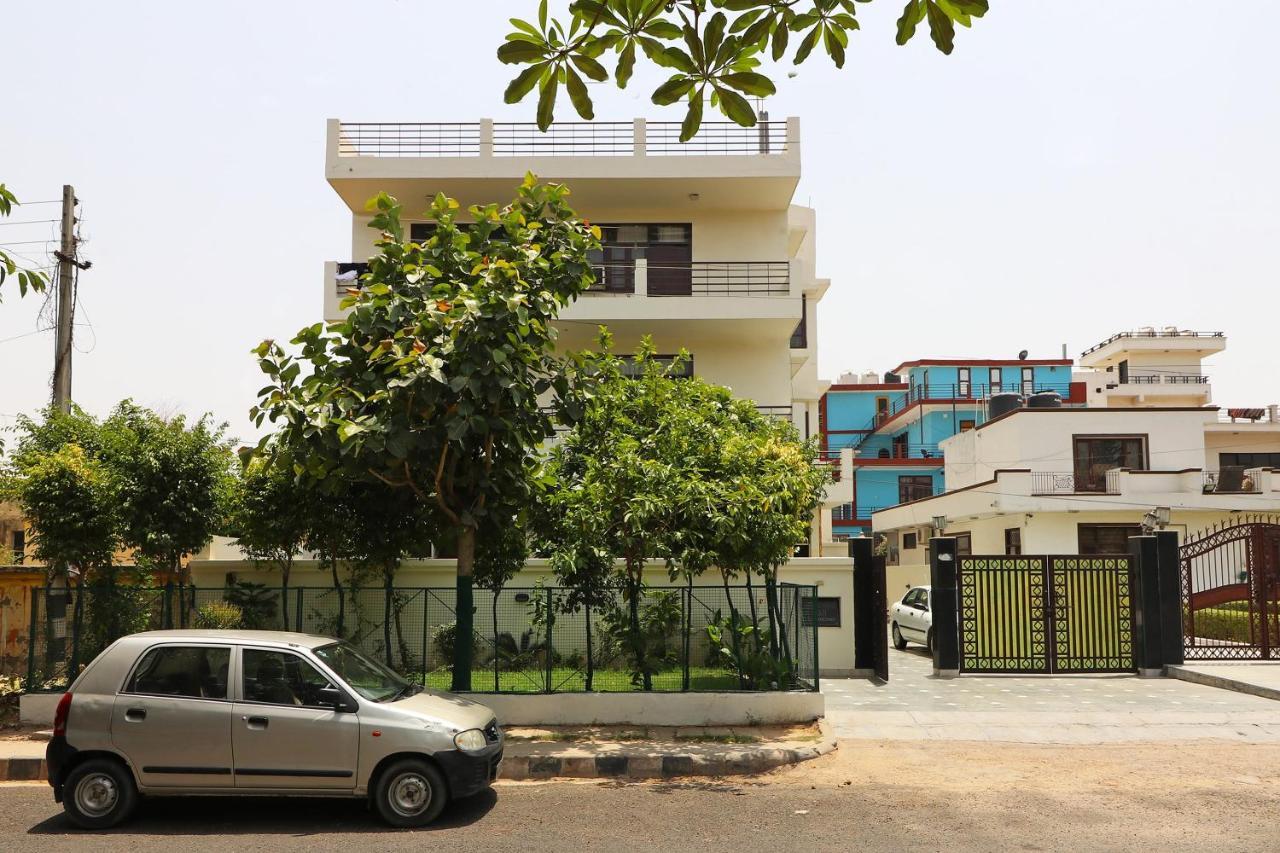 Hotel O Aravali Residency Gurgáon Kültér fotó