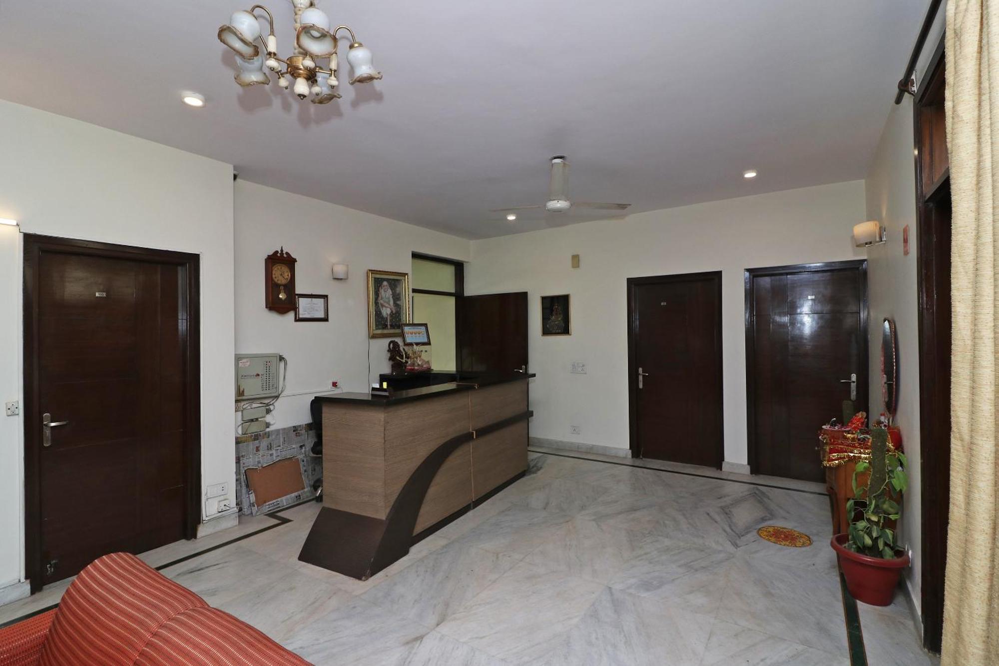 Hotel O Aravali Residency Gurgáon Kültér fotó