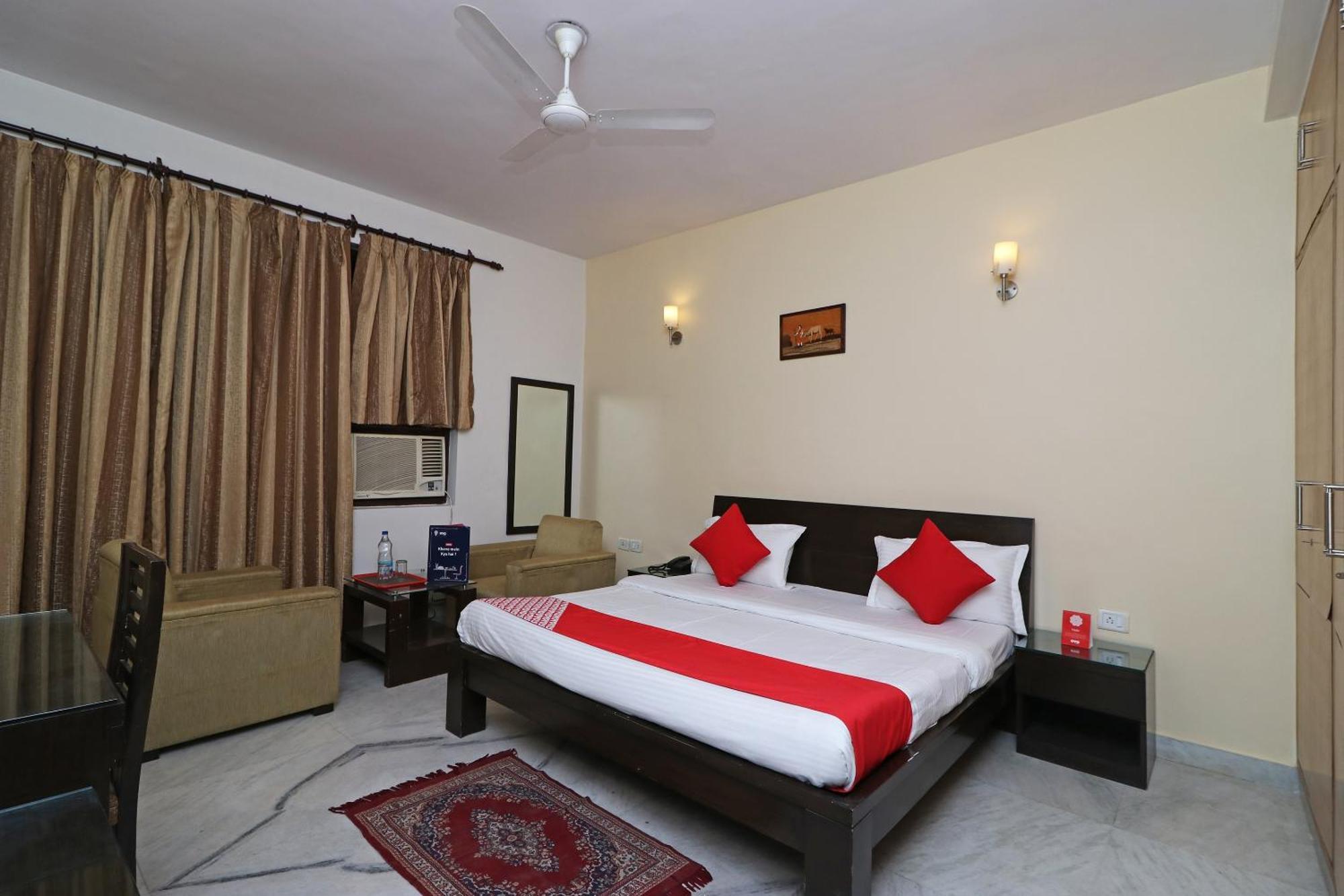 Hotel O Aravali Residency Gurgáon Kültér fotó