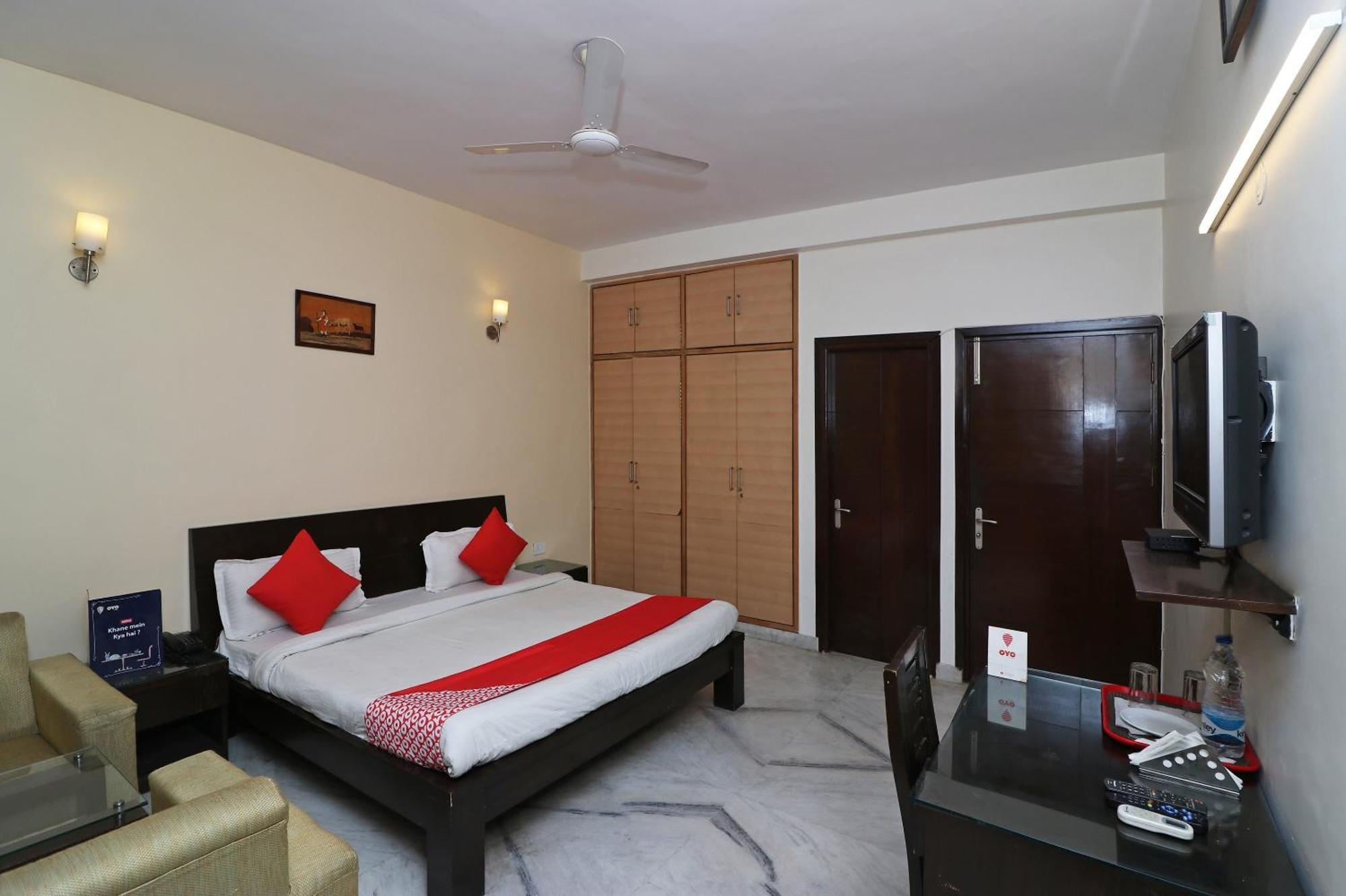 Hotel O Aravali Residency Gurgáon Kültér fotó
